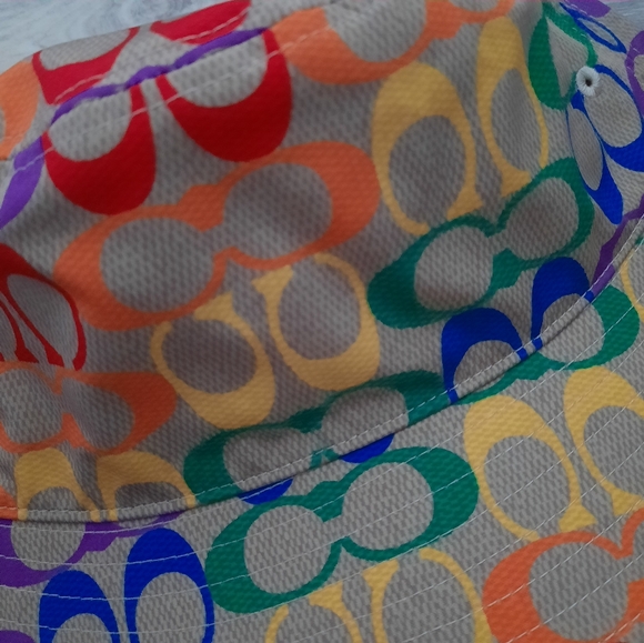 Coach Rainbow Signature Bucket Hat - Picture 5 of 8